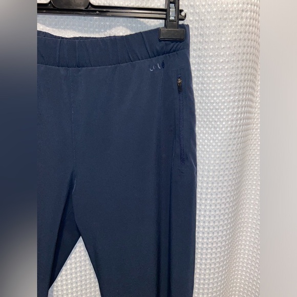 LOLE navy blue activewear joggers with zipped pockets size medium - Picture 2 of 12